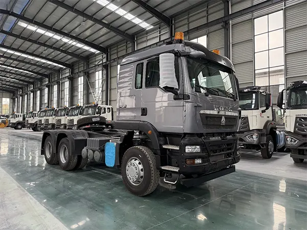 Sinotruk HOWO TX 6x4 Tractor Truck