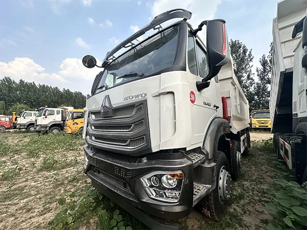 Used 8x4 Dump Truck