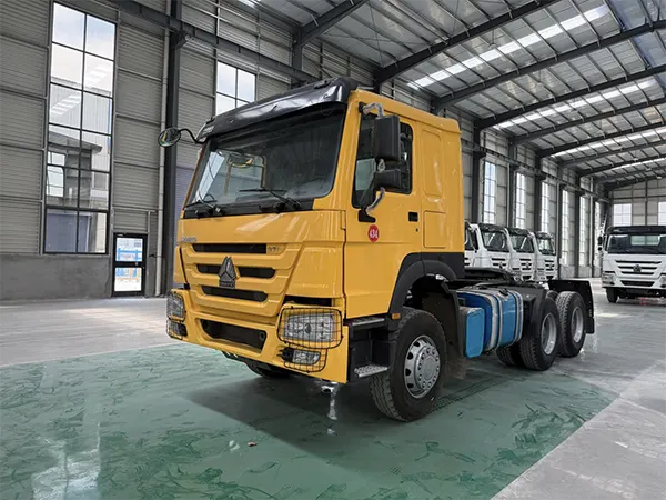 Sinotruk HOWO 6x4 Tractor Truck - Image 4